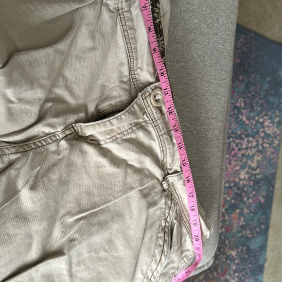 Maurice’s khaki colored lightweight corduroy pants - Picture 1 of 4